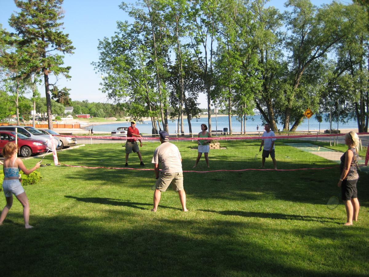 Balm Beach Resort And Motel Buitenkant foto